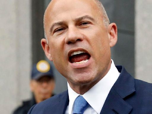 Corte suprema deja vigente la condena de Avenatti por extorsión