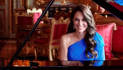 El día que Kate Middleton ‘actuó’ por sorpresa en Eurovisión: el vídeo de la princesa tocando el piano que abrió la final en Liverpool