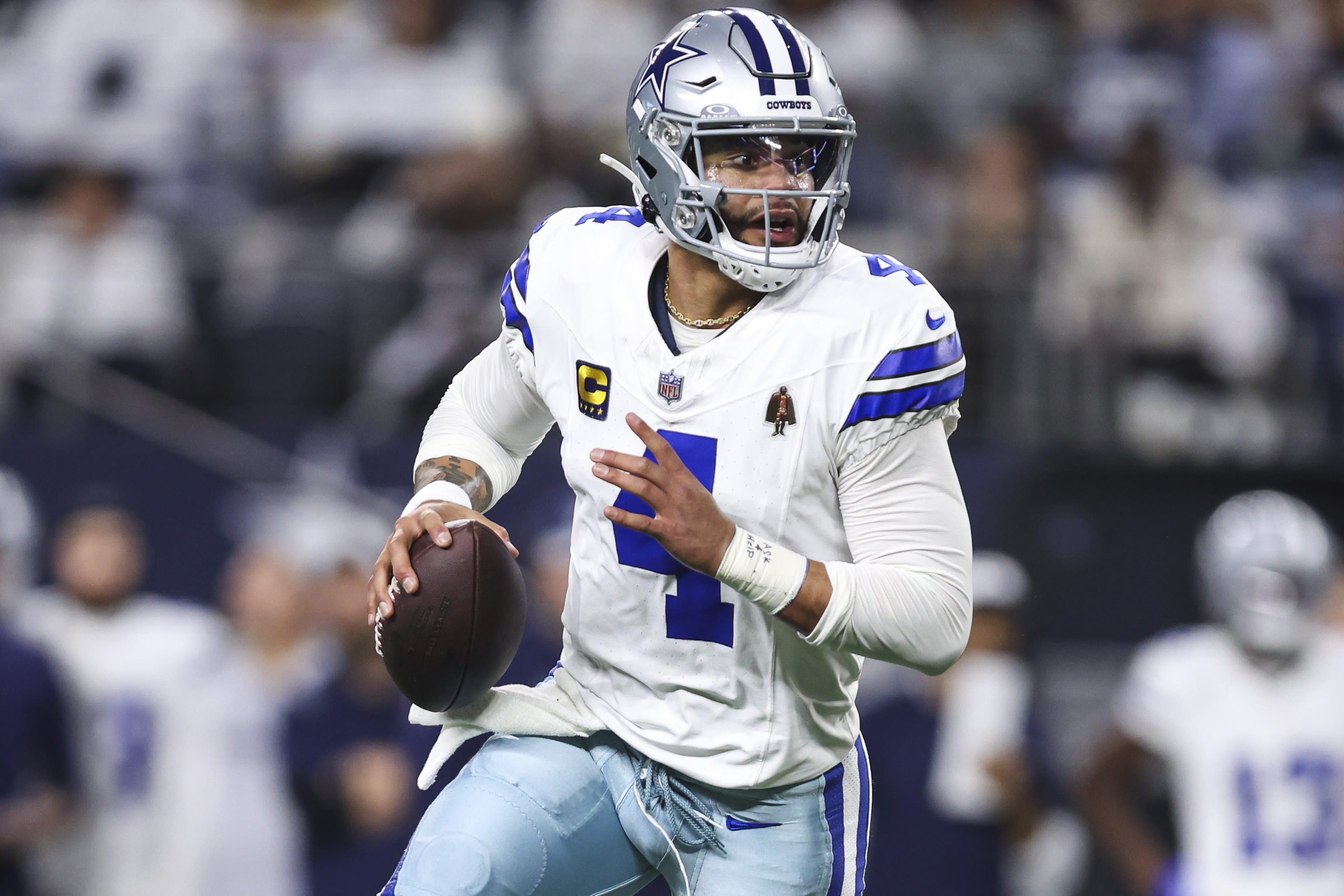 Cowboys' Stephen Jones 'absolutely' believes Dak Prescott can lead team to a Super Bowl title