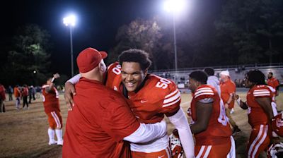 NC high school football recruiting ladder: Seventy-First's John Archer gaining interest