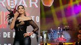 Ana Bárbara sufre caída en el escenario del Auditorio Nacional