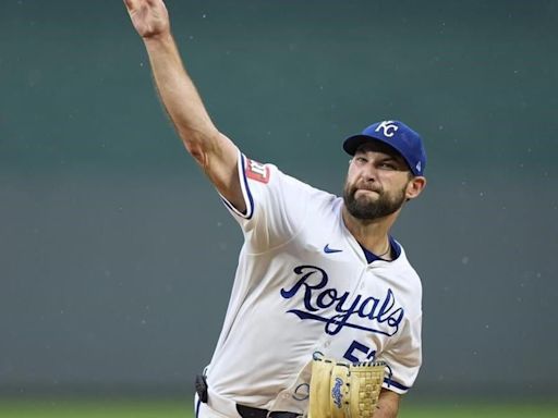 Michael Wacha tosses 6 solid innings, Salvador Perez drives in 2 as the Royals beat the Rays 4-2