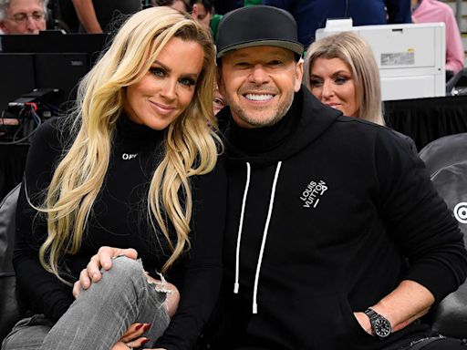 Jenny McCarthy and Donnie Wahlberg renew wedding vows every year: 'So intensely in love'