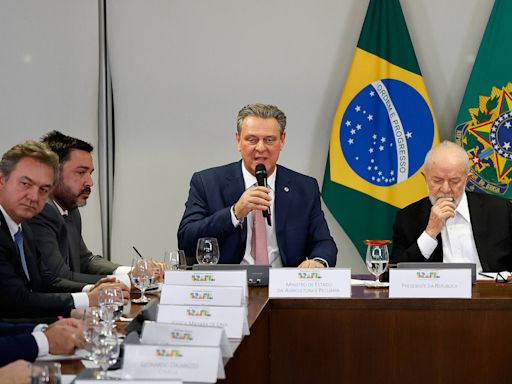 Encontro com Lula no Planalto coroa volta de irmãos Batista à cena política
