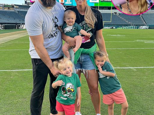 Jason Kelce Jokes About Meeting Taylor Swift’s Cats After Telling His Kids the Animals Are Poisonous