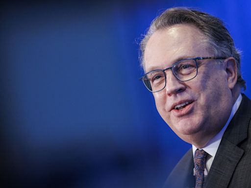 Fed’s Williams Sees No Current Reason to Change Stance of Policy