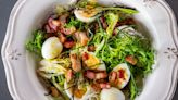 Salad frisée with quail’s eggs and lardons recipe