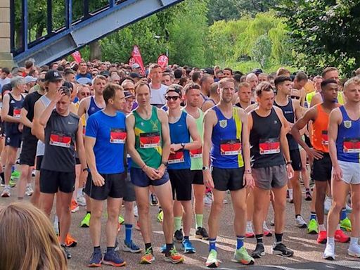 Hundreds of runners take on Shrewsbury 10k