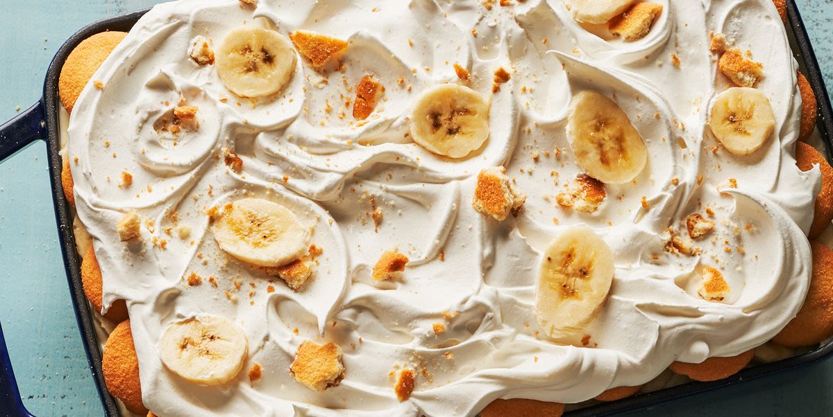 This No-Bake Banana Pudding Lasagna Is Our Favorite Way To Serve The Classic Dessert