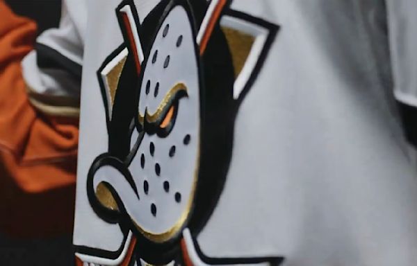 Anaheim Ducks Turn Back the Clock With New Logo, Uniforms