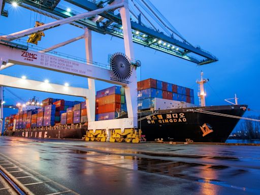 Port of Portland reverses decision to end cargo container handling as Gov. Tina Kotek proposes $40 million infusion