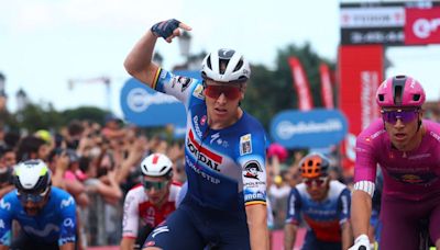 Giro d'Italia: Tim Merlier nabs a second wins on stage 18 as Milan loses position in mad dash into Padova