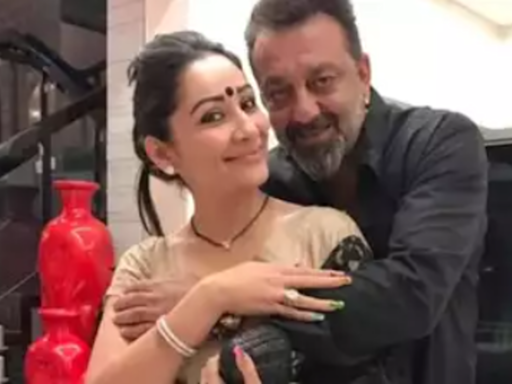 Sanjay Dutt turns 65: Wife Maanayata Dutt drops heartwarming post, calls him 'invincible'! See inside | Hindi Movie News - Times of India