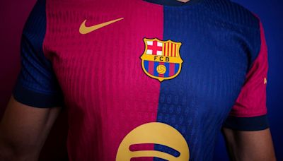 El FC Barcelona presenta su equipación para la temporada 2024/25: Adiós a las rayas