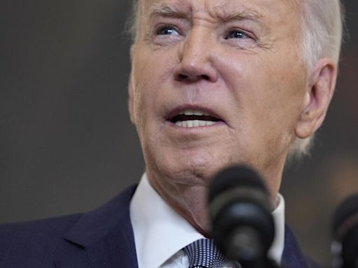 Joe Biden, en busca de votos, da un giro en su política migratoria