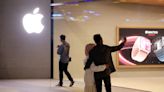 Apple Sales Fall as iPhone, China Businesses Remain Sluggish