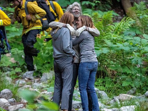 California hiker missing for 10 days in wild, survived by only drinking water from boot