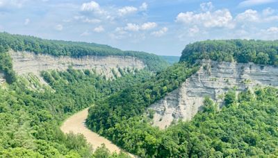 Manhunt closes Letchworth State Park in Upstate NY