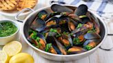 The Absolute Best Type Of Beer To Use For Cooking Mussels And Clams