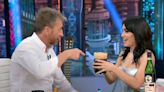 ¿Embajadora de cultura popular? Después de enseñar a tomar mate, Lali mostró en la TV española cómo se prepara un “fernet viajero”