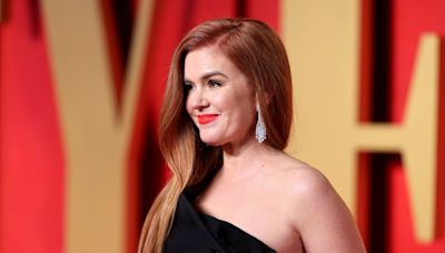 Isla Fisher's 1st Post-Divorce Movie References Her Life