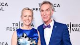 Bill Nye marries journalist Liza Mundy