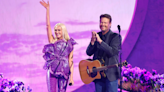 Blake Shelton and Gwen Stefani Show Off Their Chemistry in Captivating Duet