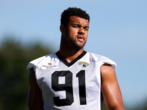 Doug Pederson Provides An Injury Update on Jaguars DL Arik Armstead