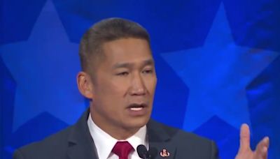 GOP hopeful sends debate off the rails when he says military needs ‘alpha’ recruits who will ‘eat their own guts’