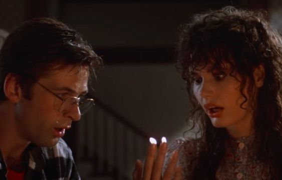 Beetlejuice 2: What Happened to Alec Baldwin & Geena Davis’ Characters?