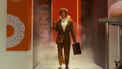 Kristen Wiig Competes With Talking Cow in Dunkin' Ad