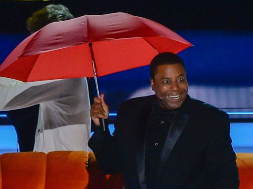 Famous birthdays for May 10: Kenan Thompson, Helio Castroneves