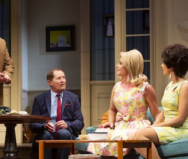 Review: THE ODD COUPLE at The Comedy Theatre