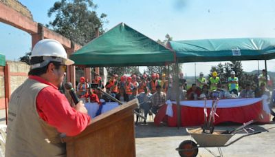 La Nación / Caapucú celebra avances del acueducto y otras obras de gobierno que generan empleos