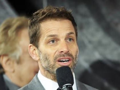 Zack Snyder advierte que si no apoyan sus películas están contra el cine de autor