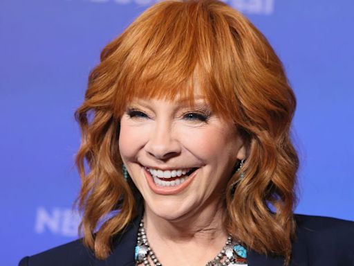 Fans Say They "Cannot Wait" After Reba McEntire Shares Photos of 'Happy's Place' Cast