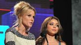 Julie Bowen Reacts to Being Credited for Saving Sarah Hyland From Abusive Relationship - E! Online