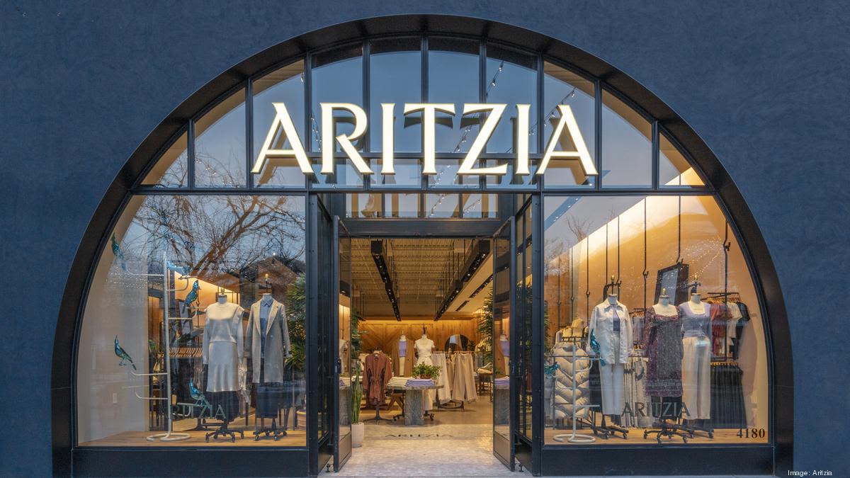 Trendy women's clothing store will take prominent Leawood spot - Kansas City Business Journal