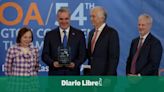 Luis Abinader, primer presidente dominicano en recibir premio de liderazgo en las Américas
