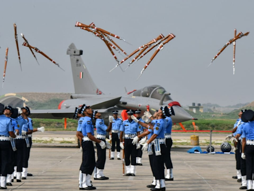 Aerial display at Air Force Station Bhisiana on Kargil Vijay Diwas Rajat Jayanti | India News - Times of India