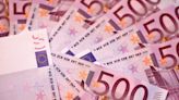 Euro zone investor morale drops, breaking streak of gains