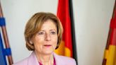German state premier of Rhineland-Palatinate steps down