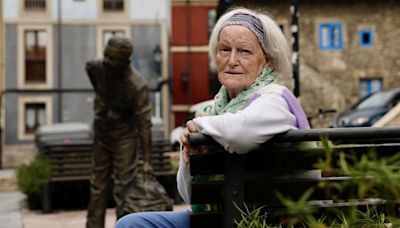 Violeta Gómez Robledo, 'la Monrolla', cigarrera de Cimadevilla: 'Nunca hubo gente que se portara tan bien con el barrio como las fulanas, fue la mejor época'