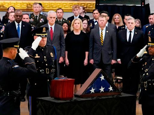 Medal of Honor recipient Col. Ralph Puckett lies in honor in Capitol rotunda