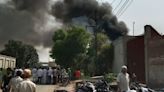 至少10死22人傷！鋼筋瓦礫四散濃煙沖天…印度電子廠驚傳「化學品爆炸」