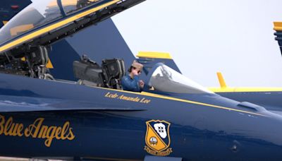 Blue Angels’ first female pilot in Owensboro airshow