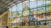 Una de las estaciones de tren más bonitas de España: tiene una increíble vidriera compuesta por 301 piezas