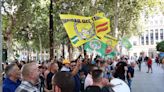 Los taxistas se concentran este viernes en demanda de mejoras y critican la "falta de diálogo" del Consistorio