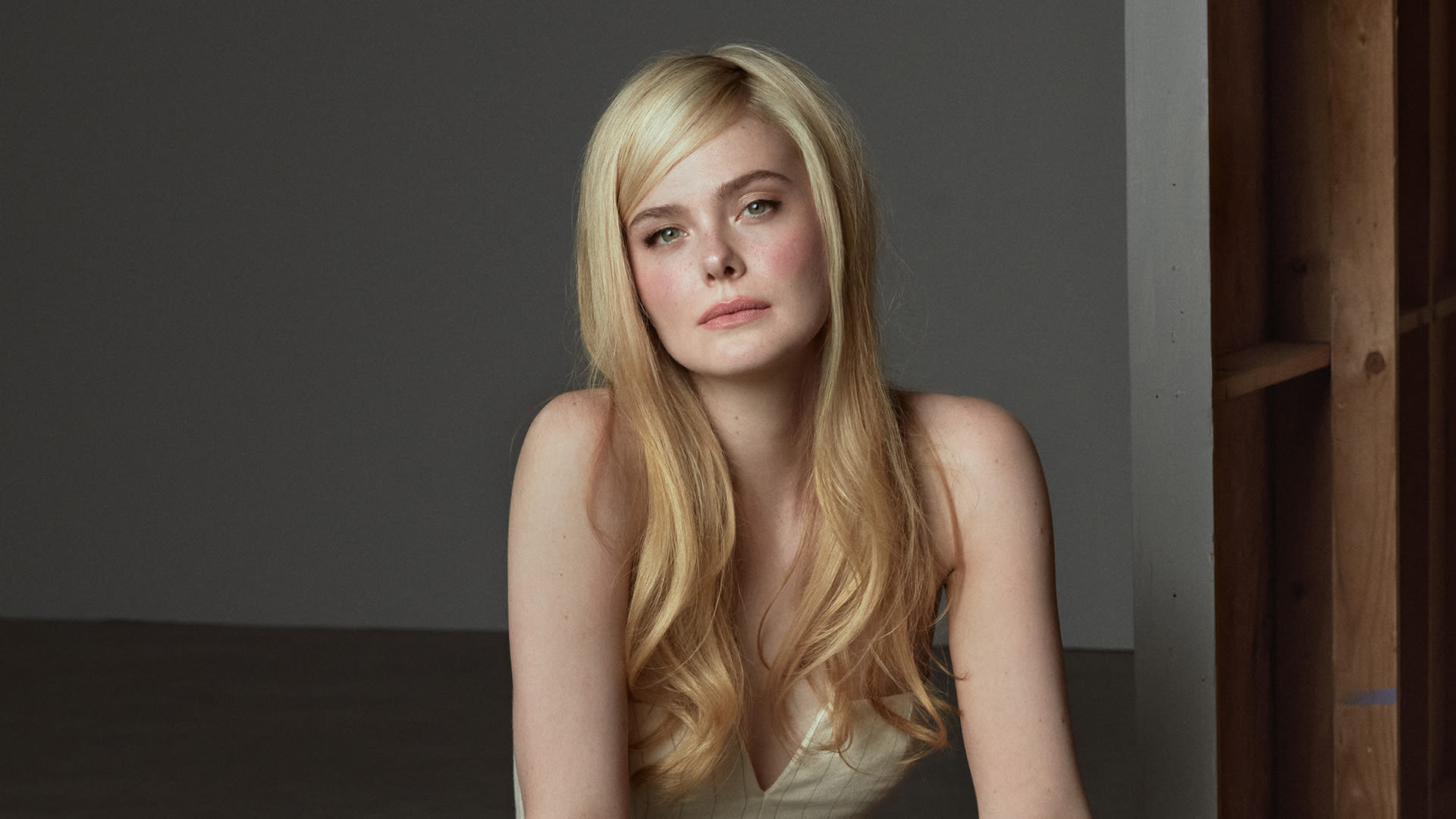 Elle Fanning in Talks to Star in ‘Badlands,’ Standalone ‘Predator’ Movie from Director Dan Trachtenberg and 20th Century