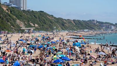 Coastguard search for person missing in water off Bournemouth Beach